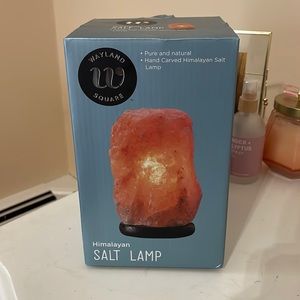 Brand new, unused Himalayan salt lamp